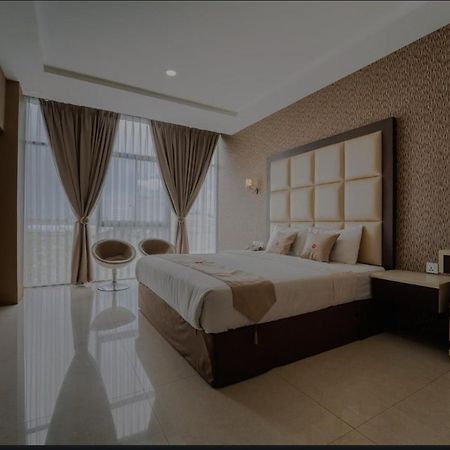Osaka Hotel Batam ناغويا المظهر الخارجي الصورة
