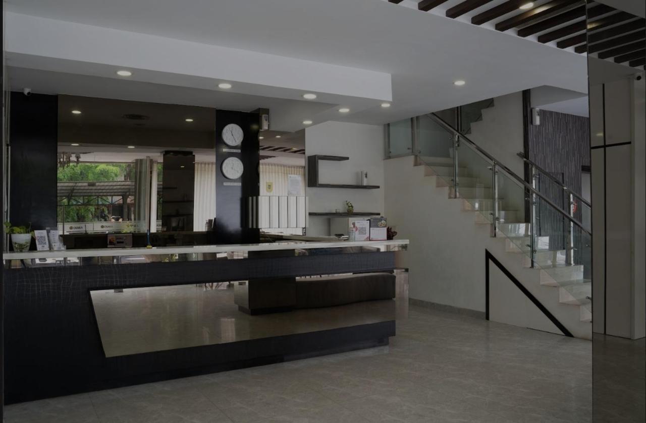 Osaka Hotel Batam ناغويا المظهر الخارجي الصورة