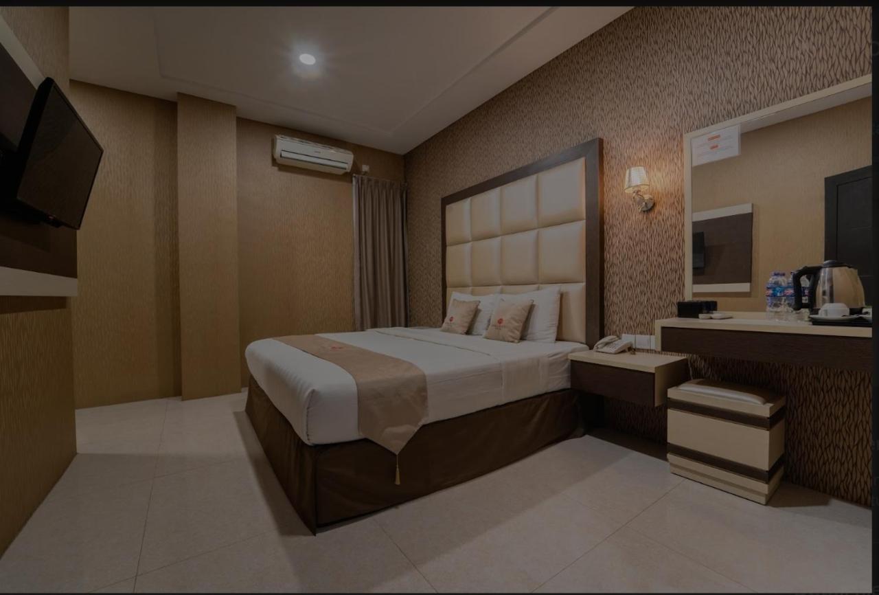 Osaka Hotel Batam ناغويا المظهر الخارجي الصورة